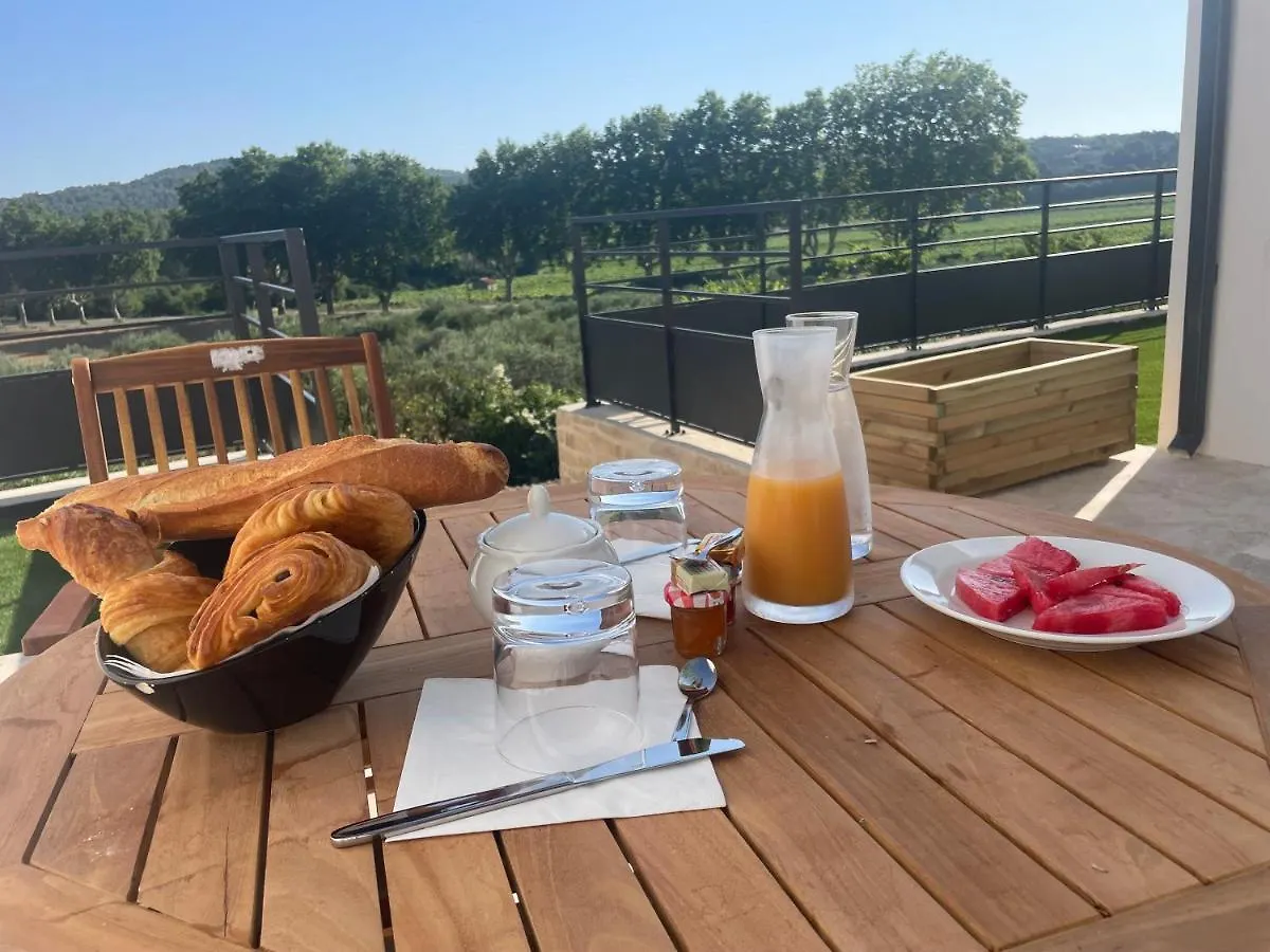 Noyau & Pepin Bed and Breakfast Rognes Bed & Breakfast