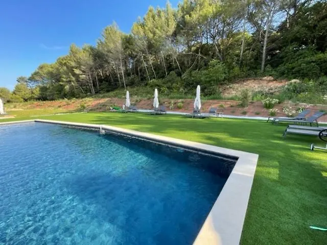 Noyau & Pepin Bed & Breakfast Rognes