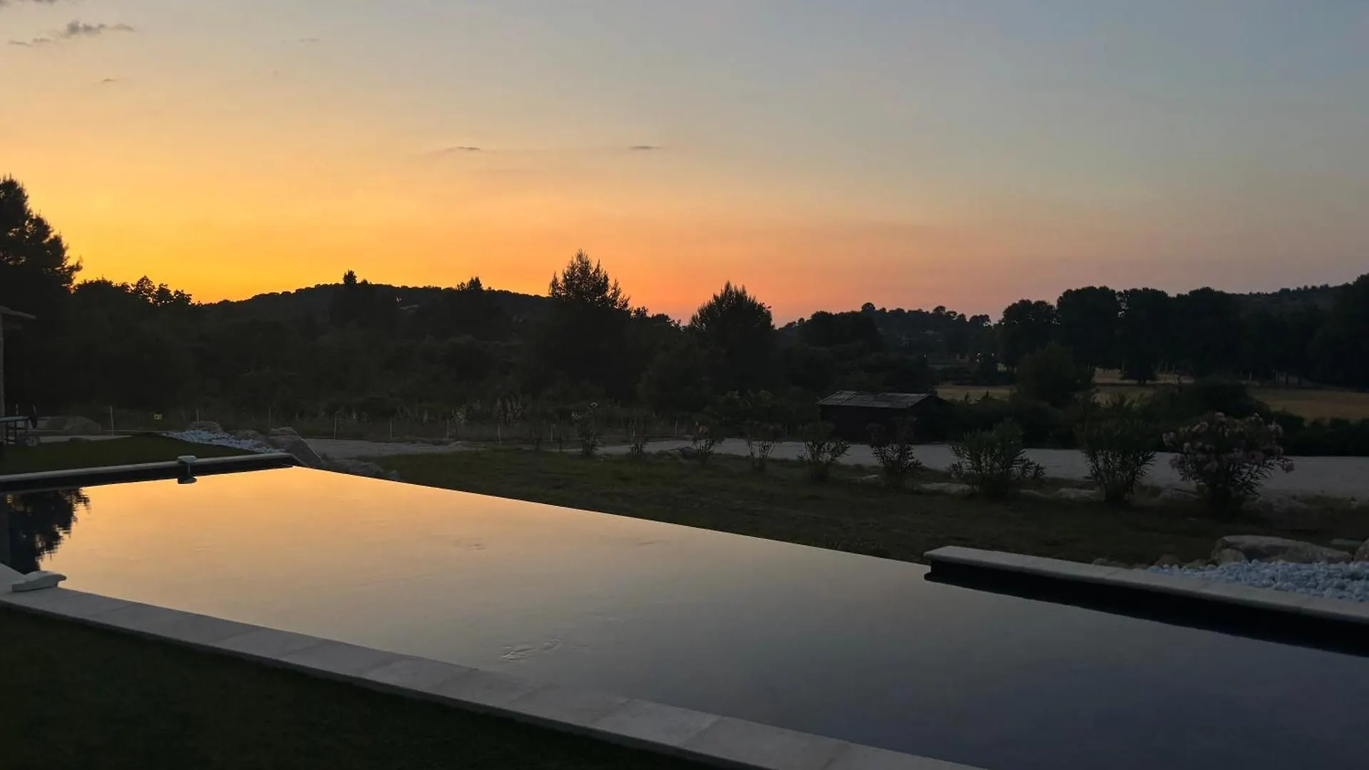 Bed & Breakfast Noyau & Pepin Bed and Breakfast Rognes